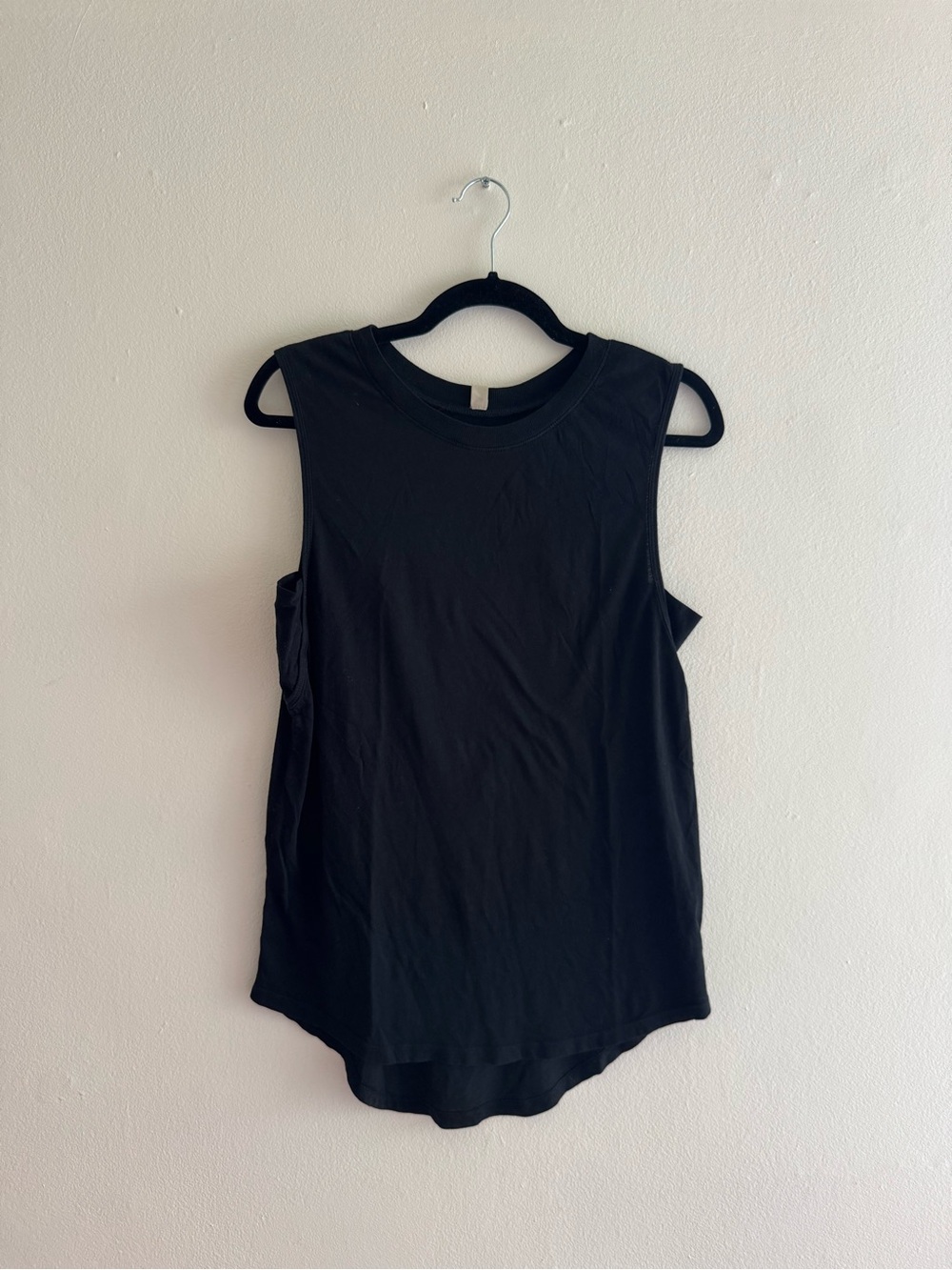 Lunya tank top black small